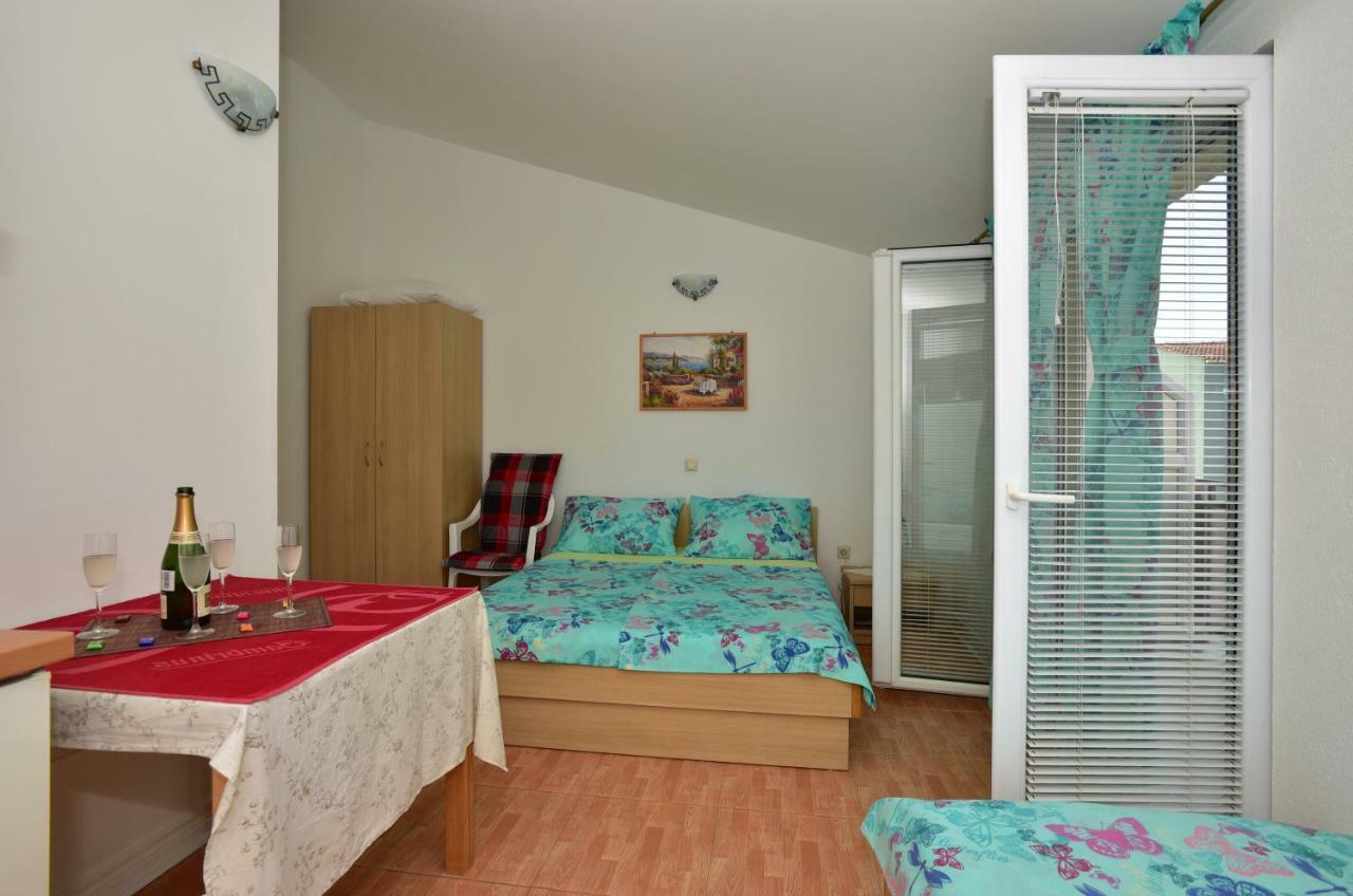 Studio Apartments Antonio Макарска Экстерьер фото