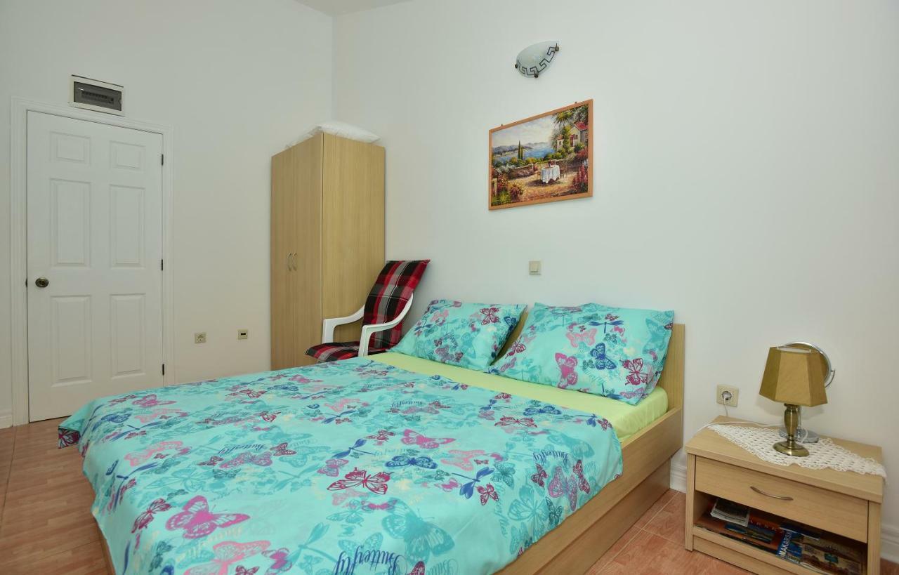 Studio Apartments Antonio Макарска Экстерьер фото