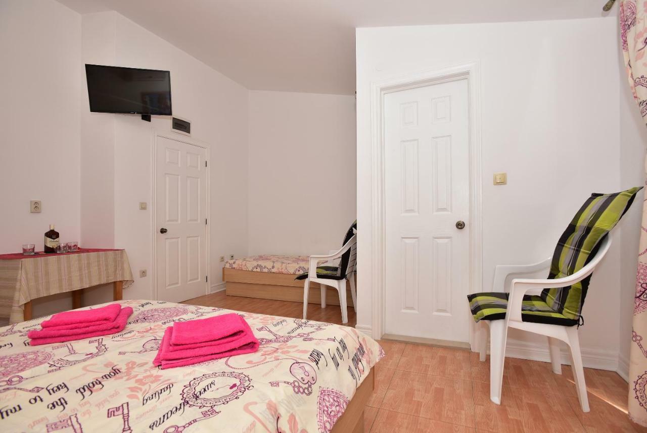 Studio Apartments Antonio Макарска Экстерьер фото