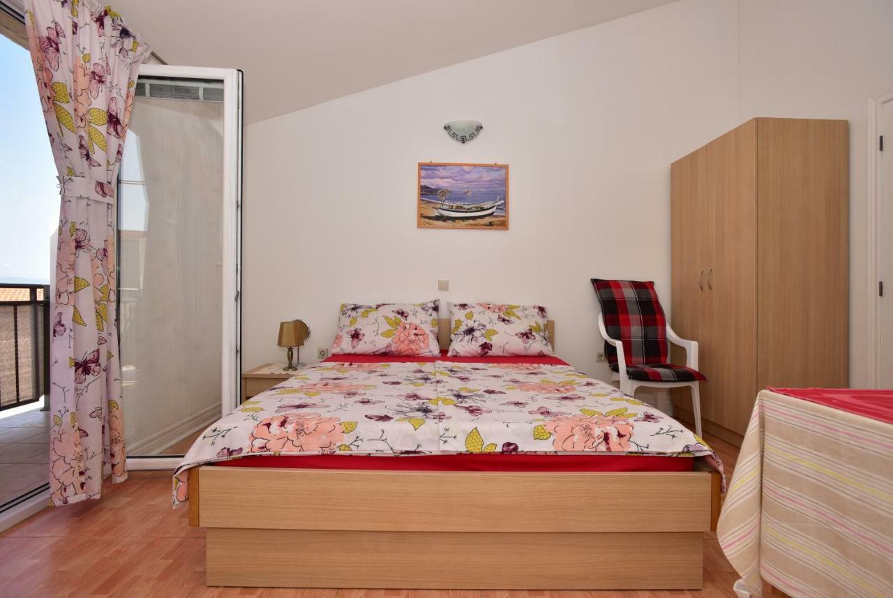 Studio Apartments Antonio Макарска Экстерьер фото