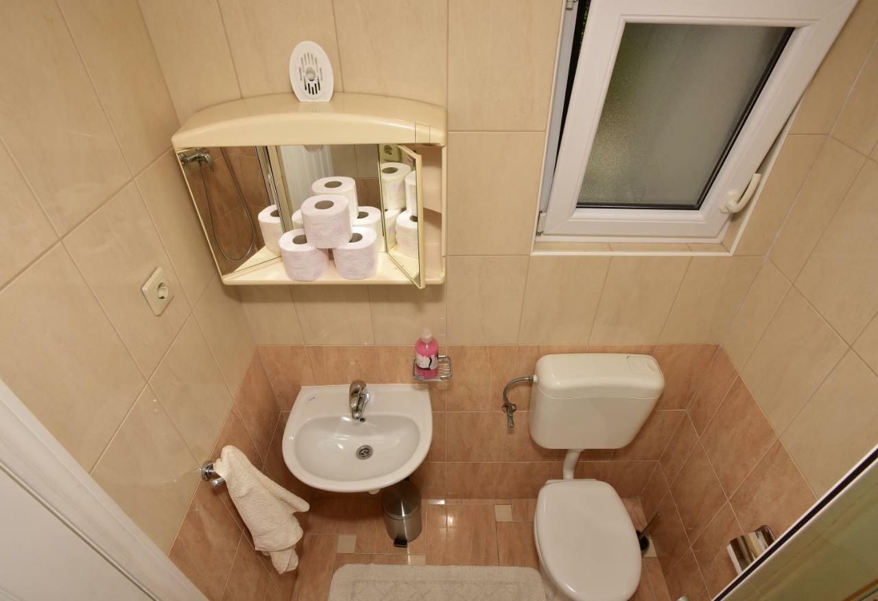Studio Apartments Antonio Макарска Экстерьер фото